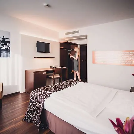 Elaya Stuttgart Ludwigsburg, Trademark By Wyndham 4*